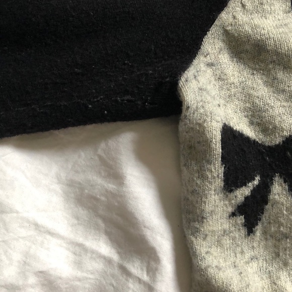 🌟 J. Crew Bow Sweater 🎀 - Picture 4 of 4